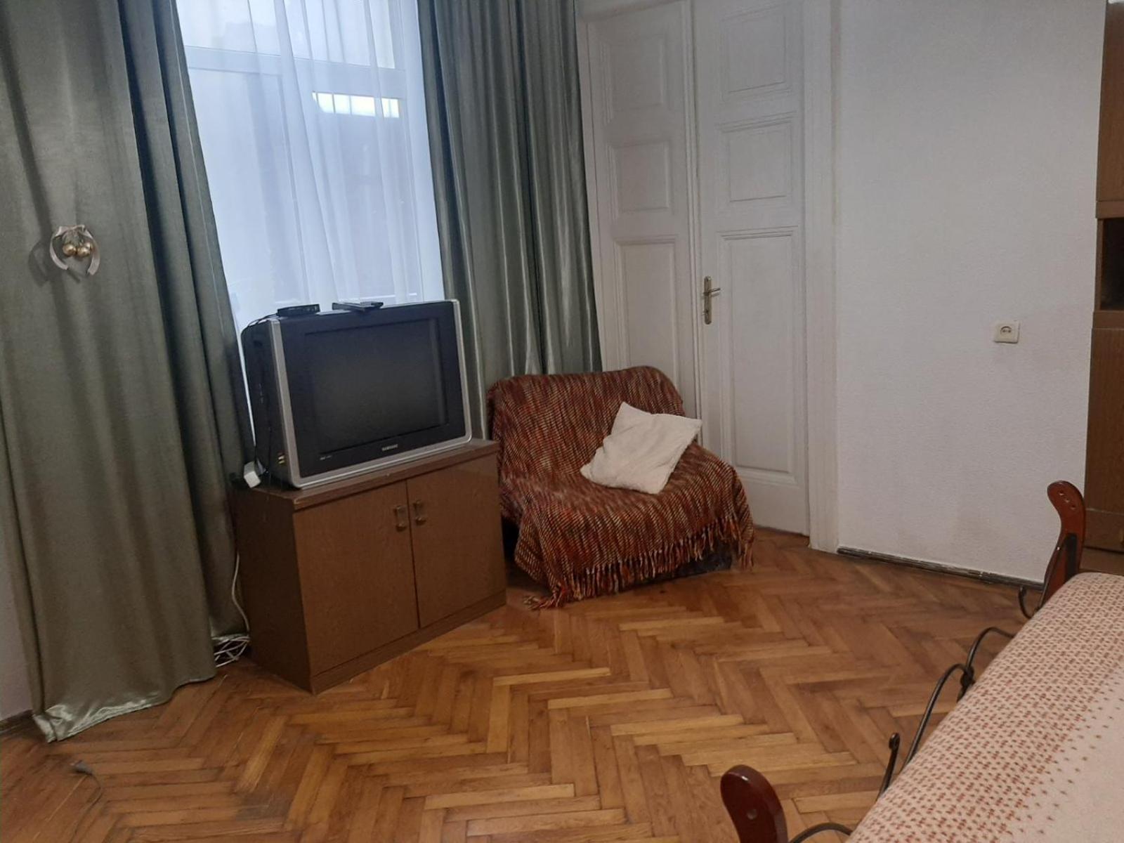 Kvartira Na B Khmelnytskoho Lviv Exterior photo